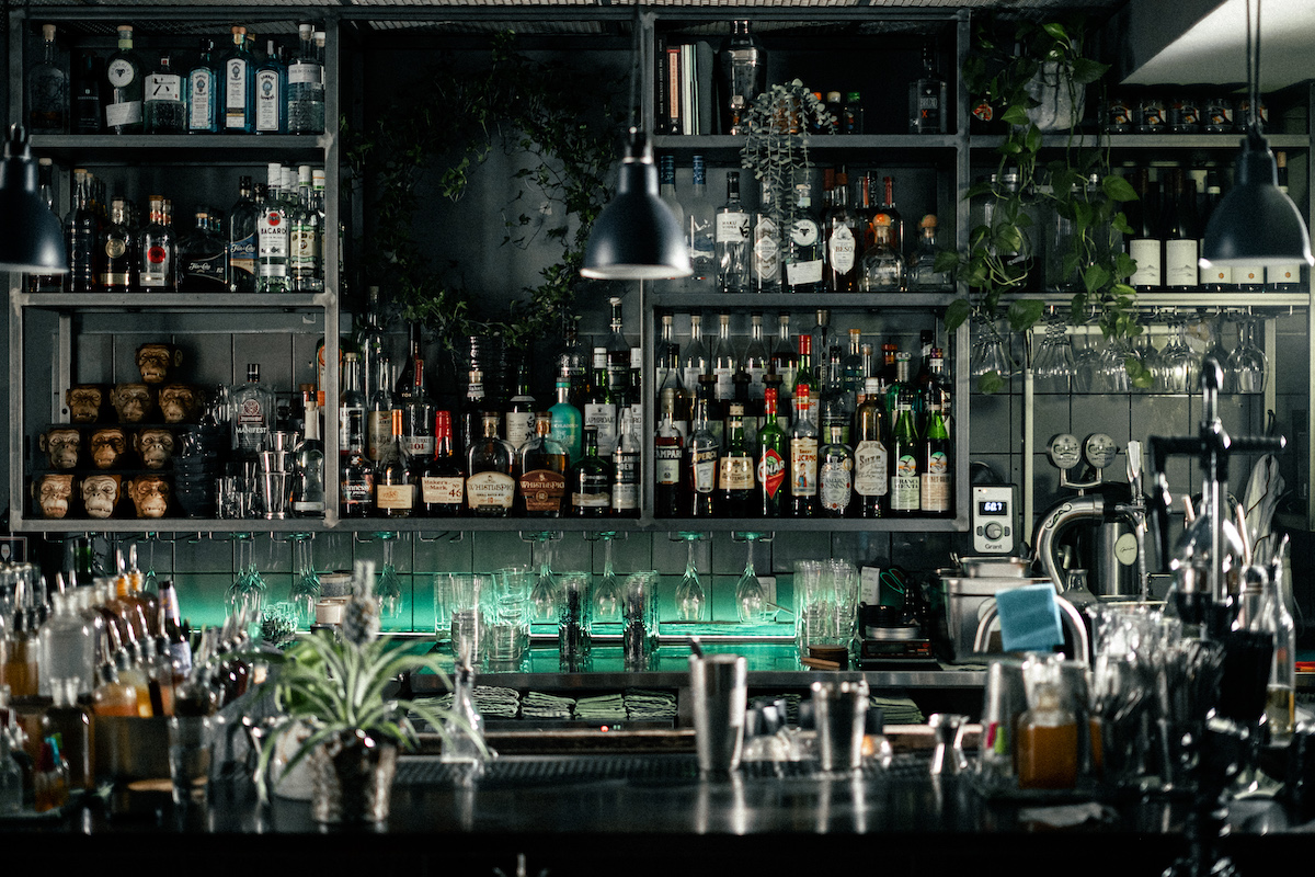 Johan Evers - A Bar Called Gemma