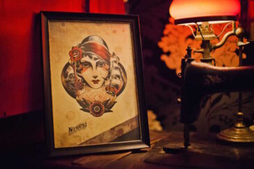 Vintage accessoires Interior at the Jerry Thomas Project in Rome